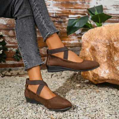 Amanda ™ - Comfy Closed Wedge Slip-On Shoes
